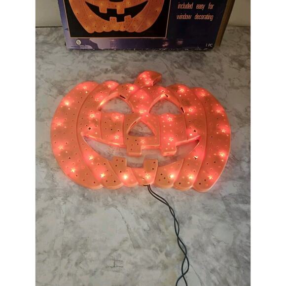 Vintage Haunted Hallow Halloween Jack-O-Lantern Lighted Pumpkin Window Display - Picture 6 of 10